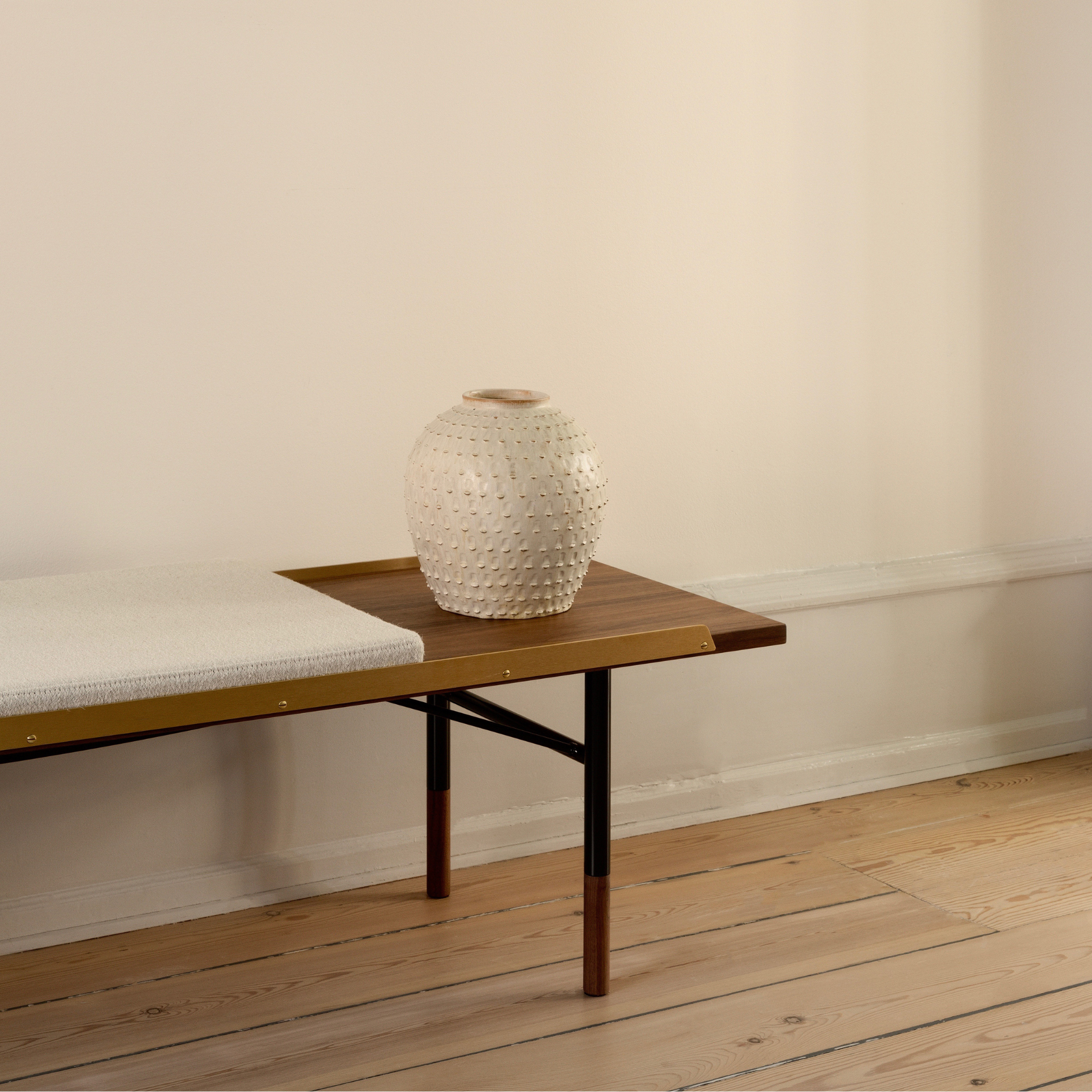 The Table Bench
